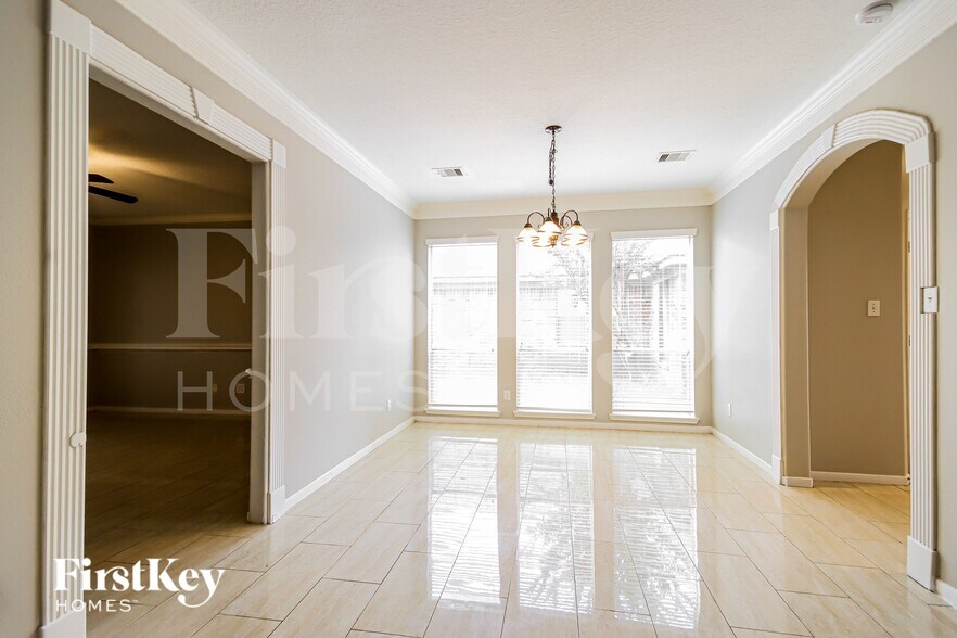 Building Photo - 18222 Noble Forest Dr