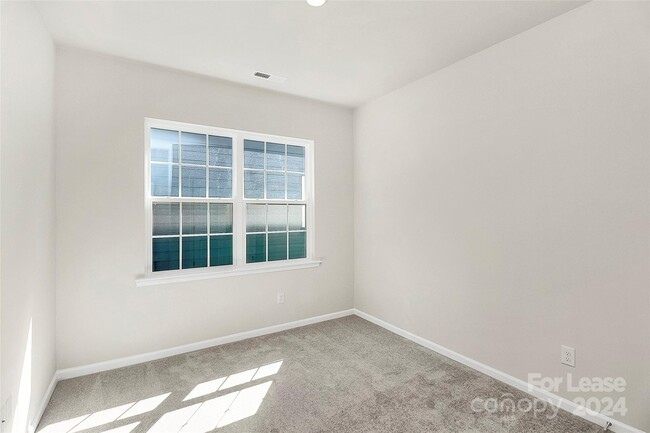 Building Photo - 148 Pampas Pl