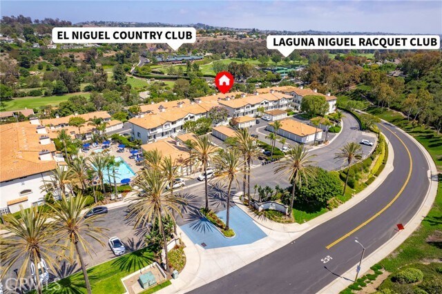 Building Photo - 30902 Club House Dr