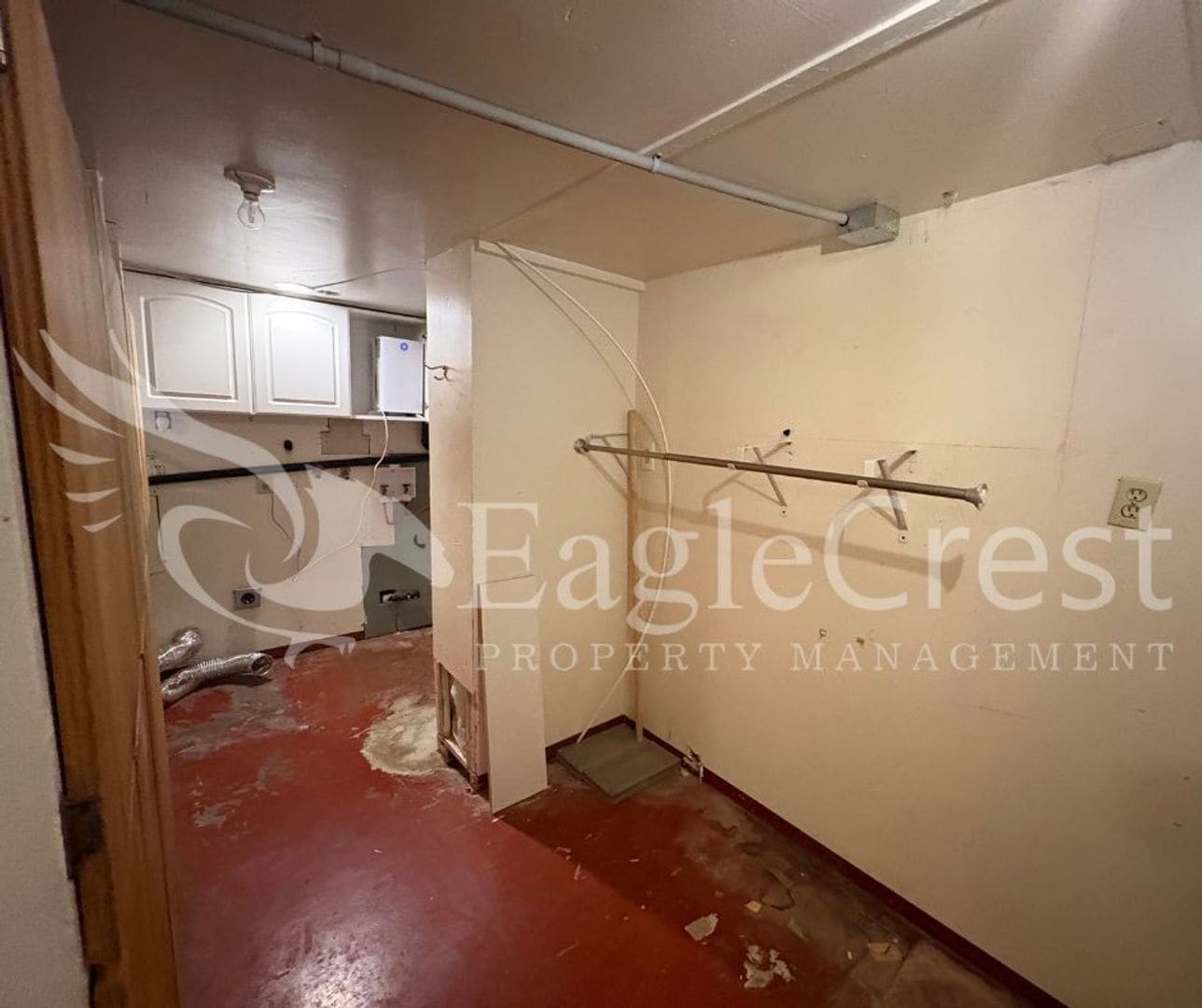 Building Photo - Spacious 3-Bedroom 2 bathroom Home with Great Mountain Views and Bonus Room!!