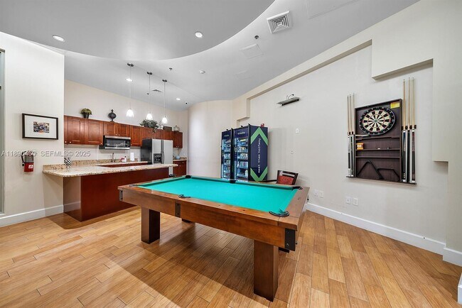 Building Photo - 1830 Radius Dr