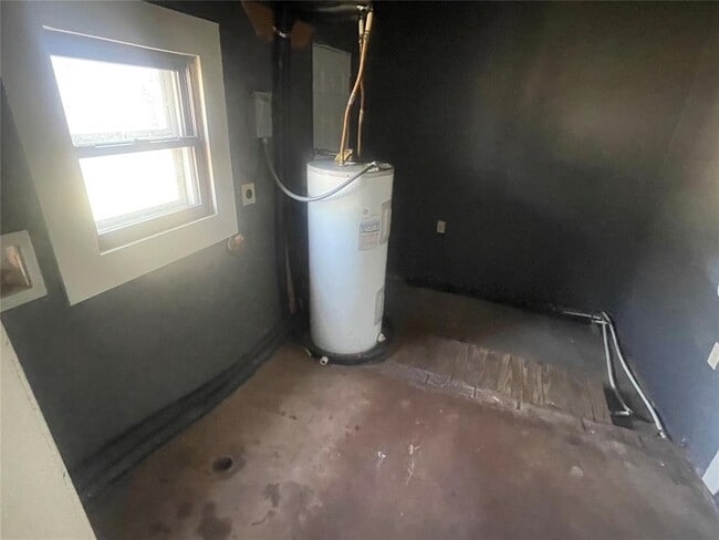 Building Photo - 621 Nowahy Ave