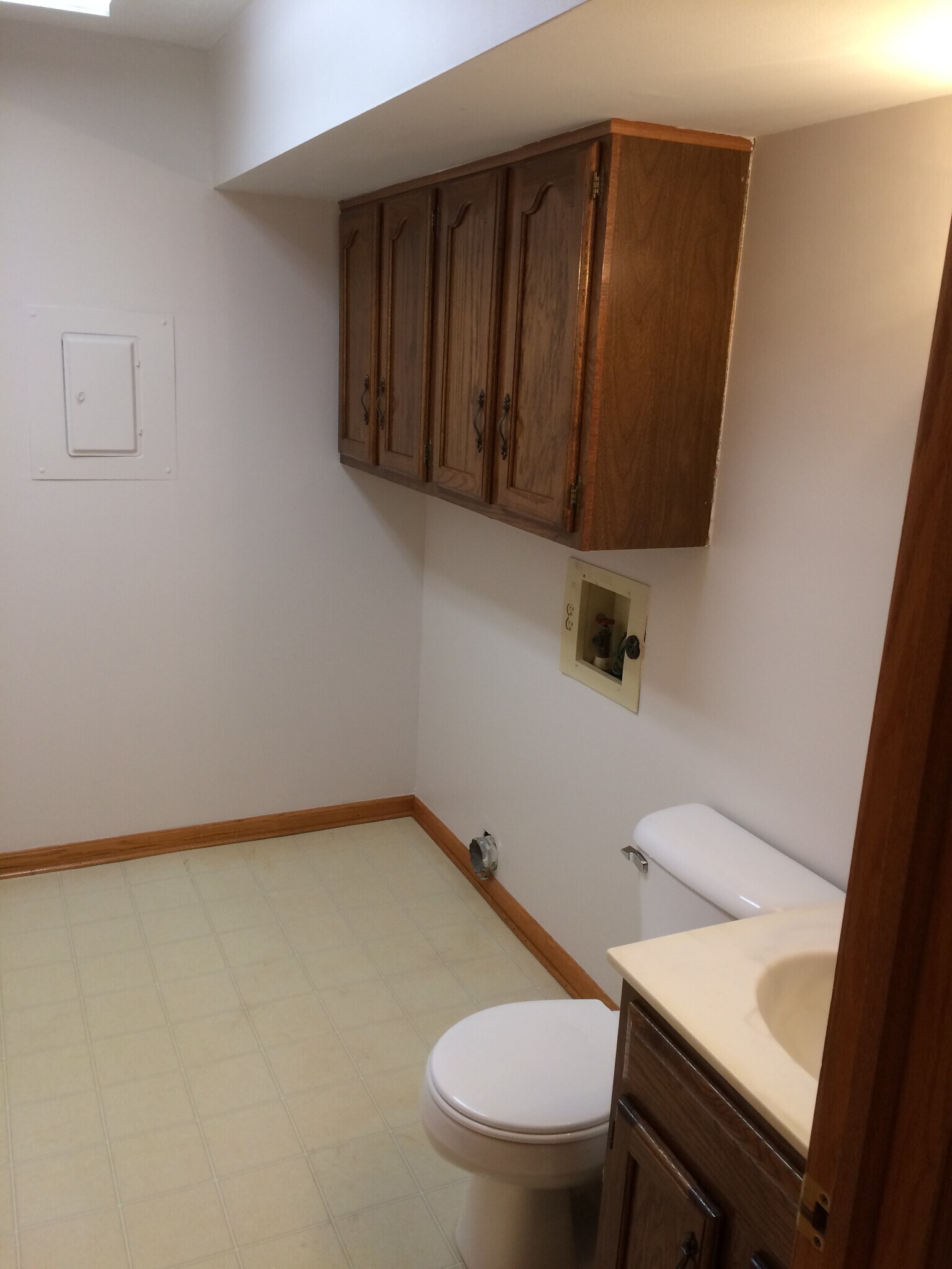 Half bath w/hook-ups - 7065 Starcliff Ave NW