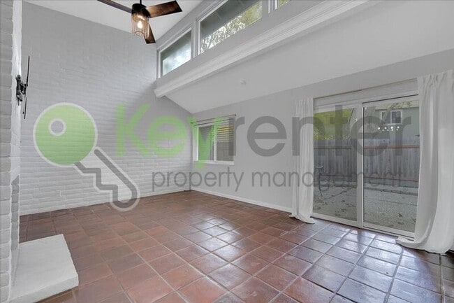 Building Photo - 2692 Bradford Way