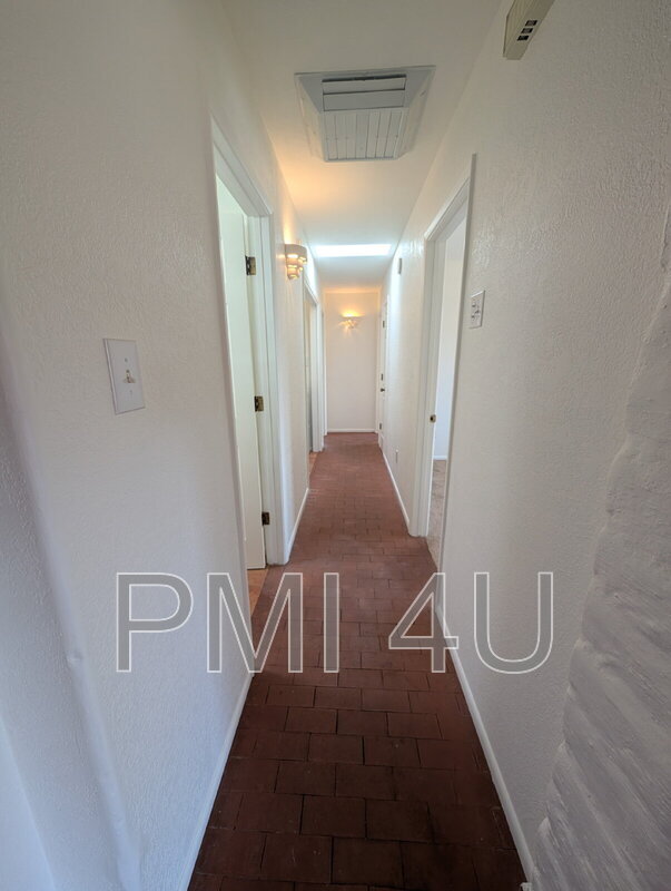 Building Photo - 2646 Floral Rd NW