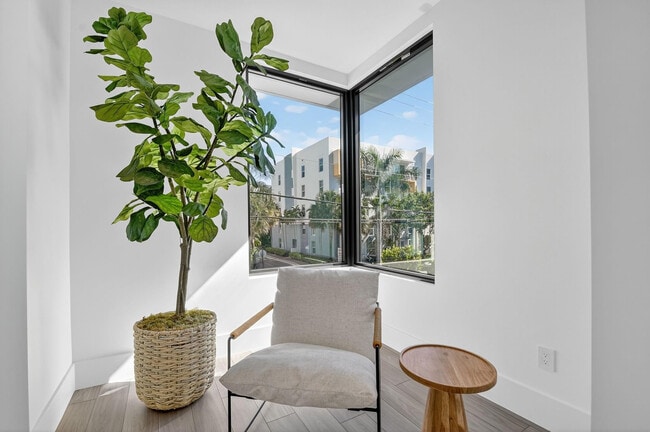 Building Photo - 204 Osceola Park Ln