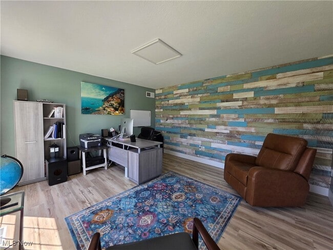 Building Photo - 1245 Meadow Woods Dr