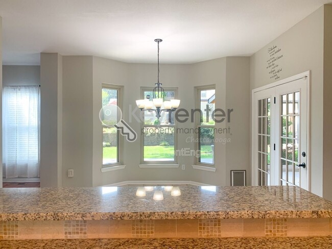 Building Photo - 7716 Royal Harbour Cir
