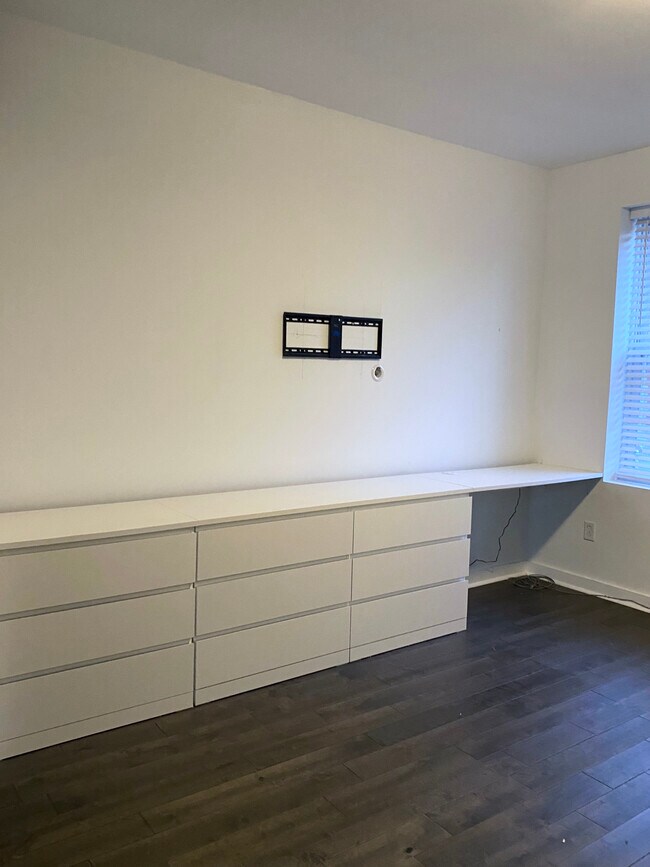 Master Bedroom - 808 N Union St
