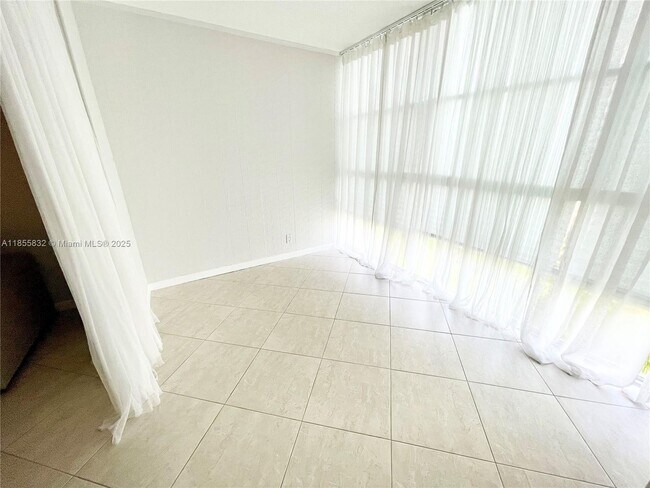 Building Photo - 2000 Atlantic Shores Blvd