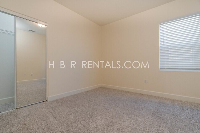 Building Photo - Spacious 4-Bed, 3-Bath Home with a Beautiful Garden in Mountain House! *FIRST FLOOR BEDROOM and F...