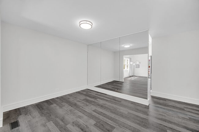 Building Photo - 6386 Kindling Ct