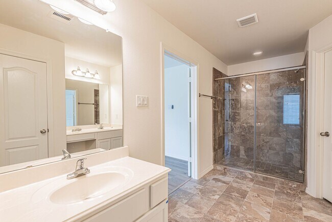 Building Photo - 8117 Silverton Creek Ln