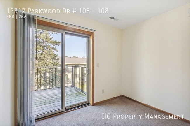 Building Photo - 13312 Parkwood Dr