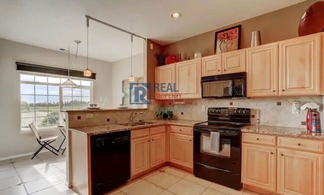 Building Photo - 13732 Legend Way