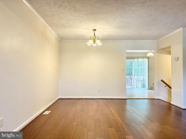 Building Photo - 105 Staunton Ct