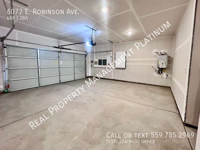 Building Photo - 6077 E Robinson Ave