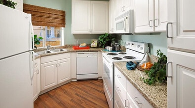 Building Photo - 5305 Toscana Way