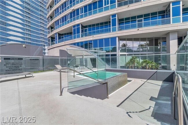Building Photo - 4525 Dean Martin Dr