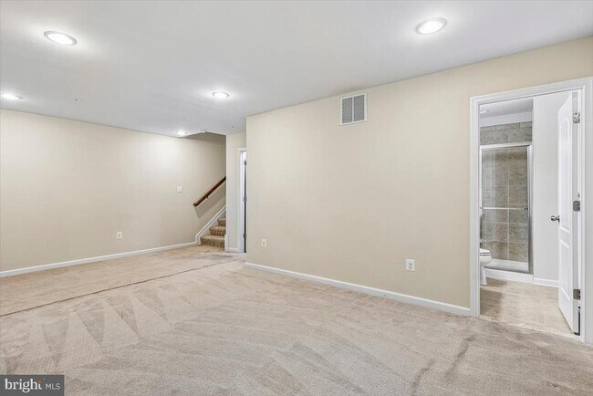 Building Photo - 1004 Red Clover Rd