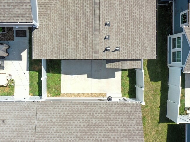 Building Photo - 3254 Tasker Dr
