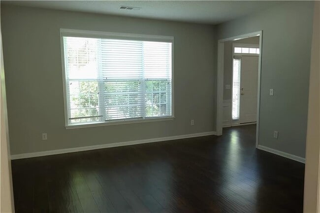 Building Photo - 2237 Traywick Chase