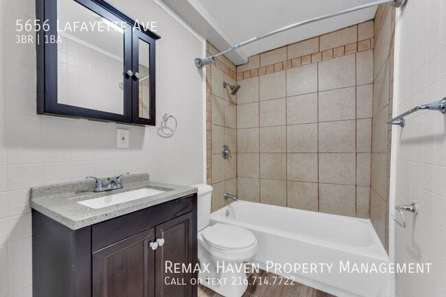 Building Photo - 5656 Lafayette Ave