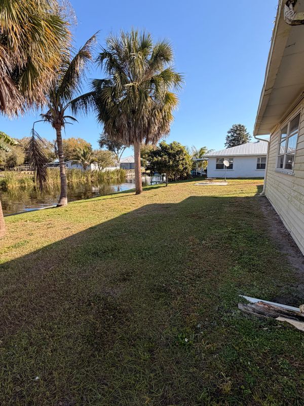 Building Photo - 2313 SE 30th St