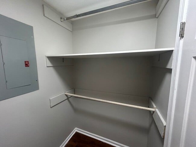 Building Photo - 207 Coronado Rd