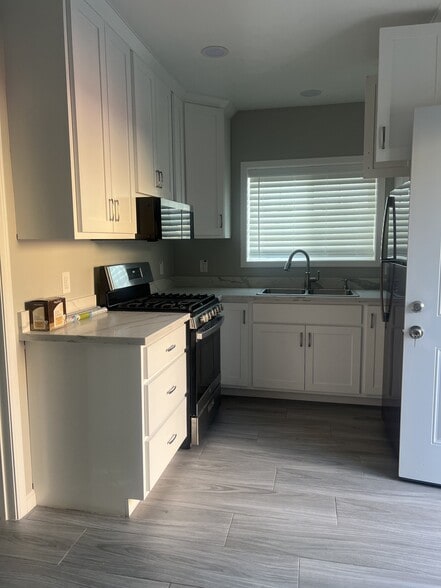 Building Photo - 808 Colton Dr