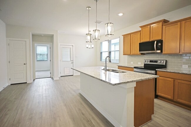 Building Photo - 2943 Angelou St