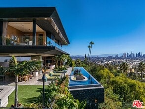 Building Photo - 1851 N Stanley Ave