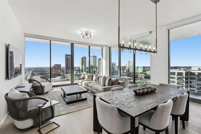 Building Photo - 1000 Water St