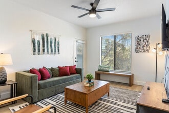 Building Photo - 14201 N 70th Way