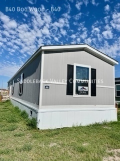 Building Photo - Home stead 3 Bed 2 Bath Rental!