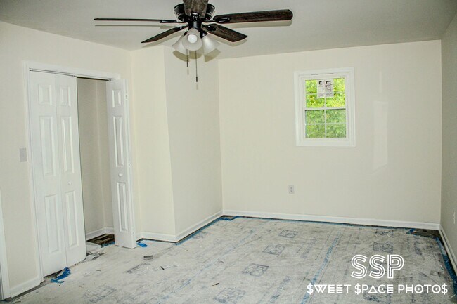 Building Photo - 503 N Orange St