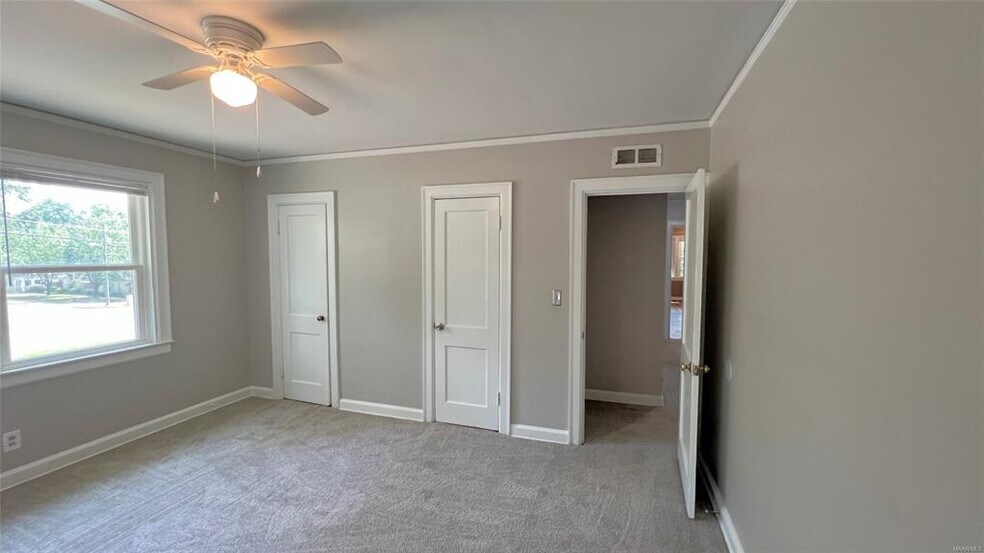 Building Photo - 3505 Pelzer Ave