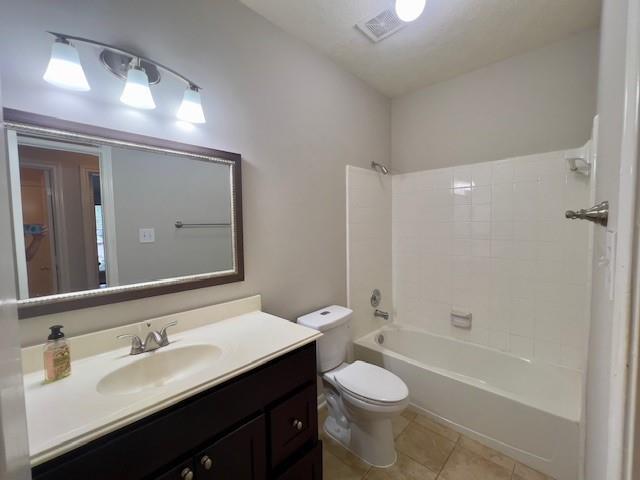 Building Photo - 11535 Oak Lake Park Dr