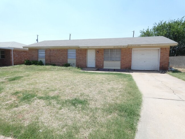 Primary Photo - 1521 Heath St