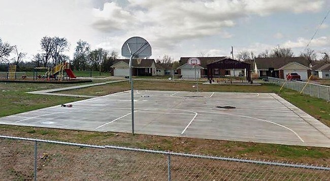 Lincoln Gardens - Lincoln, AR | Apartment Finder