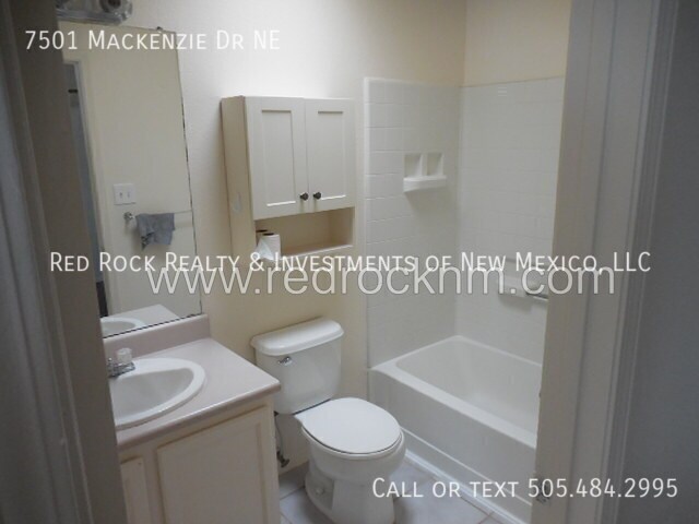 Building Photo - 7501 MacKenzie Dr NE