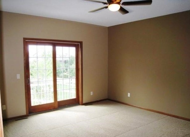 Building Photo - Heated garage! Fabulous 2Bd/2.5Ba + Loft! Woodbury- Available July 1st