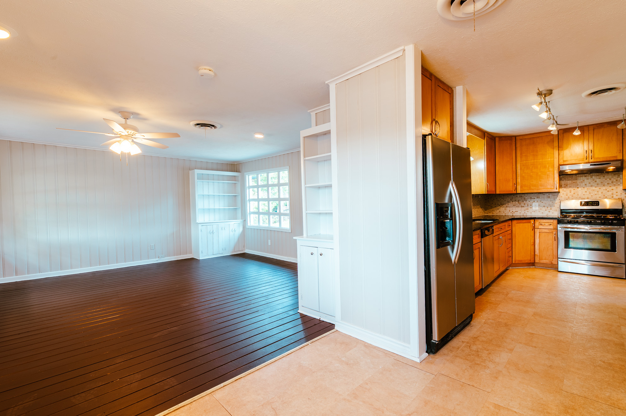 Large Open Grand Room - 3300 Medina Avenue