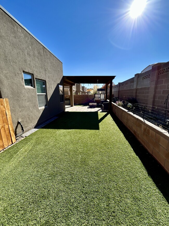 Building Photo - 4313 Lauren Lp NE