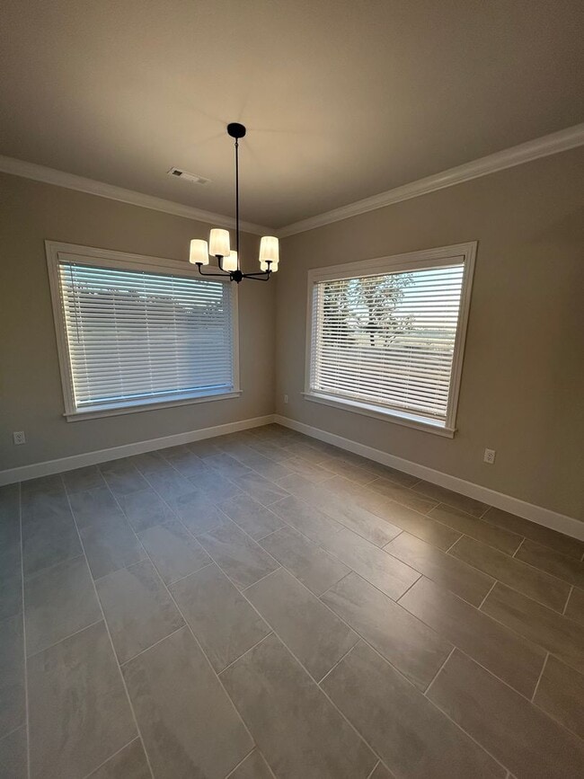 Building Photo - Beautiful Bentonville Home! 4 Bedrooms, 2....