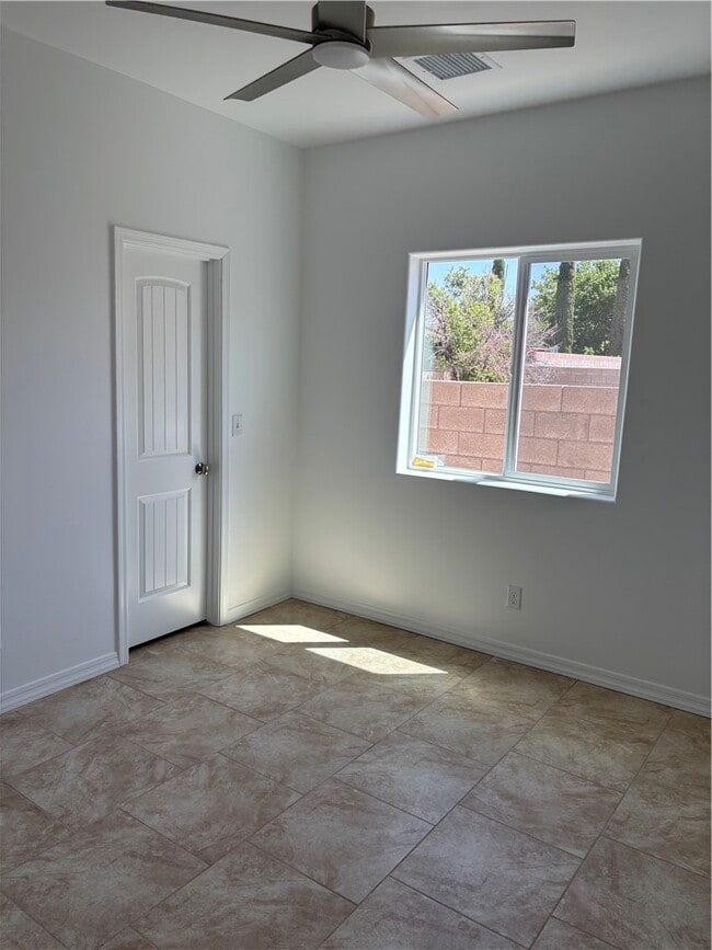 Building Photo - 2601 Chambers Ave