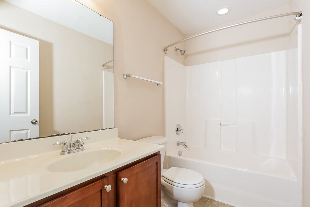 Building Photo - 2545 Spring Oaks Way