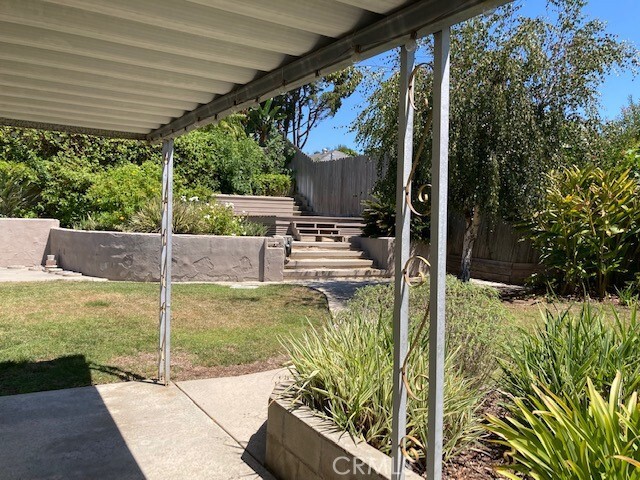 Building Photo - 25262 Via Piedra Roja