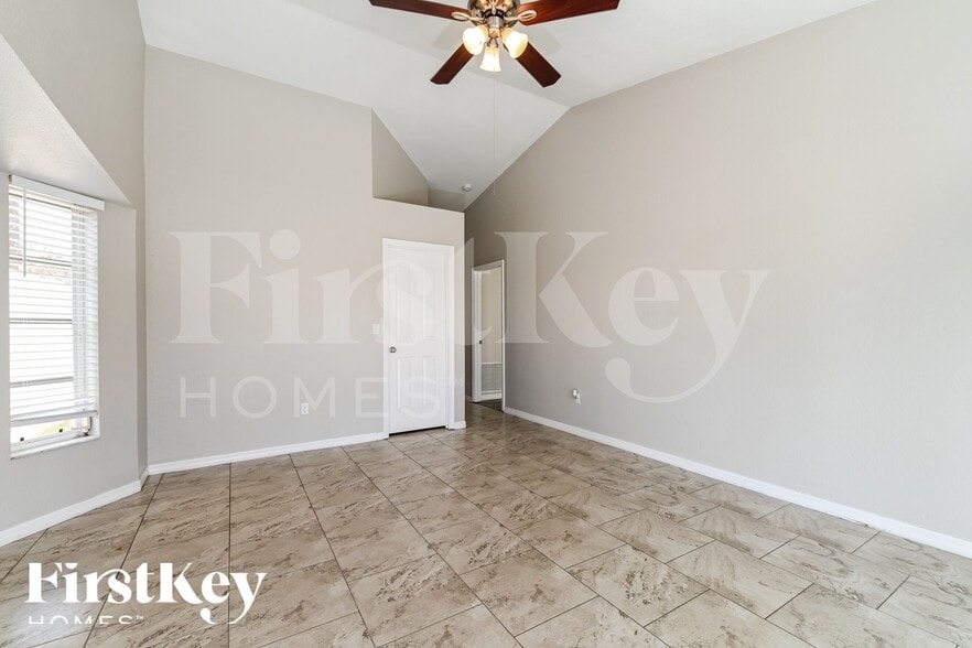 Building Photo - 3166 Gillot Blvd