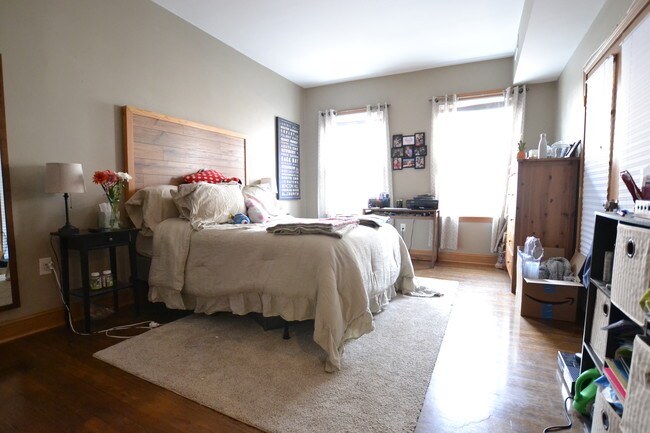 Primary Photo - 12 Sutherland Rd